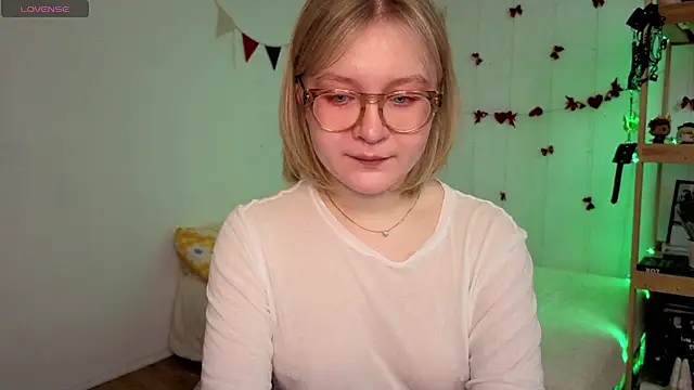 Snapshot of leazy_peazy chatting on 05-02-26, 05:12 leazy peazy online show from 05-02-26, 05:12