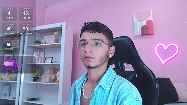 Ian Castillo  online show from 01-25-25, 11:13