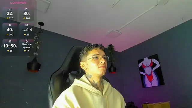 Ian Castillo  online show from 09-30-25, 11:26