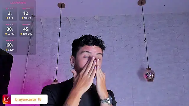 Ian Castillo  online show from 11-24-25, 12:16