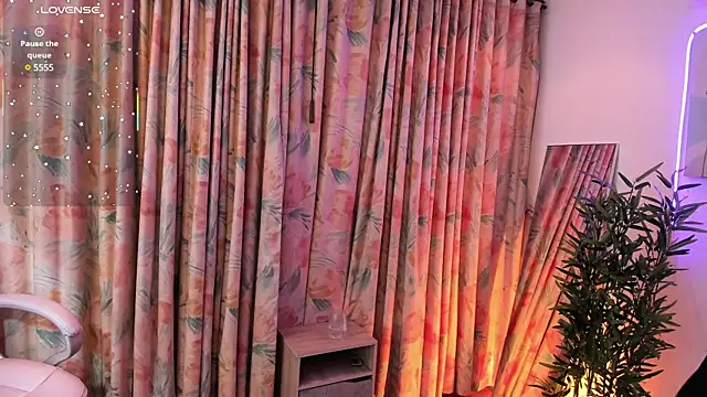 aisha bx online show from 02-21-25, 11:11