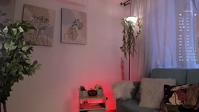 aisha bx online show from 11-08-25, 12:27