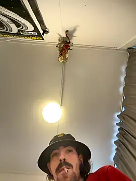 wolfwhite95 online show from 11-22-25, 01:21