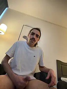 wolfwhite95 online show from 04-08-26, 02:28