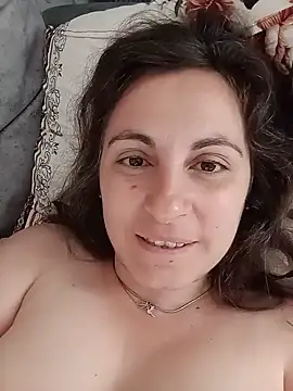 ShelaDiass online show from 06-19-26, 12:48
