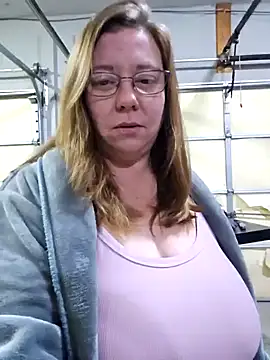 MsShelby40 online show from 12-04-24, 10:08