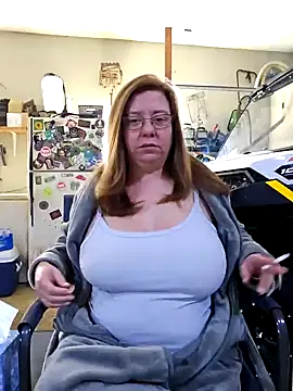 MsShelby40 online show from 12-17-24, 03:39