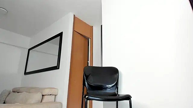 smit hot sr online show from 04-19-26, 04:50