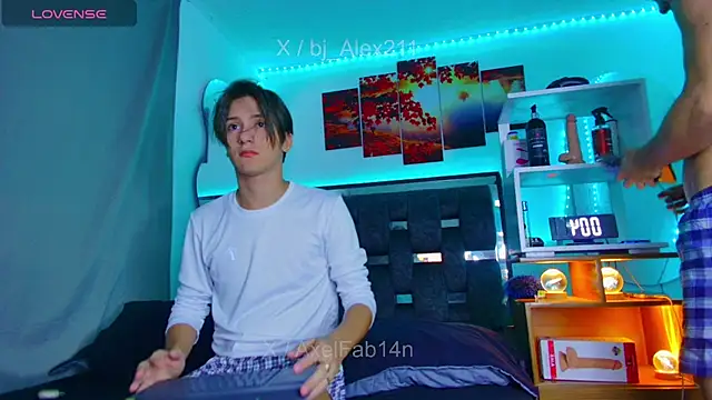Alex and Fabian online show from 07-25-26, 03:48