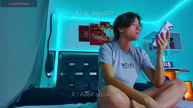 Alex and Fabian online show from 07-29-26, 03:59