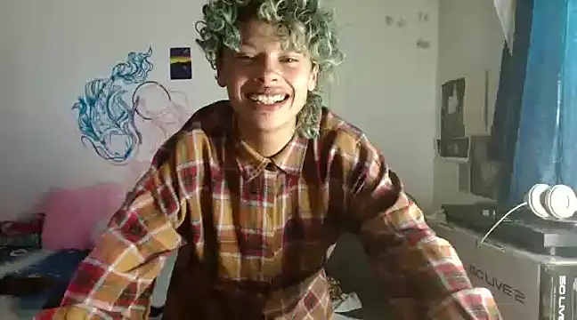 fenixmfx19 online show from 12-25-24, 09:22