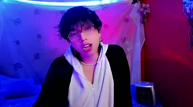 Snapshot of AnggelONfiree chatting on 12-03-24, 06:59 AnggelONfiree online show from 12-03-24, 06:59