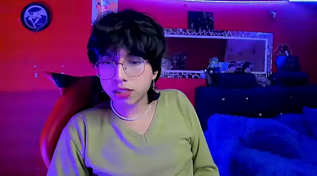 Snapshot of AnggelONfiree chatting on 12-20-24, 05:14 AnggelONfiree online show from 12-20-24, 05:14