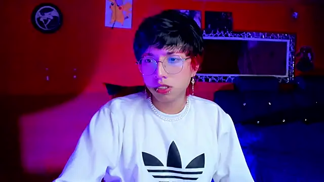 Snapshot of AnggelONfiree chatting on 02-16-25, 06:10 AnggelONfiree online show from 02-16-25, 06:10