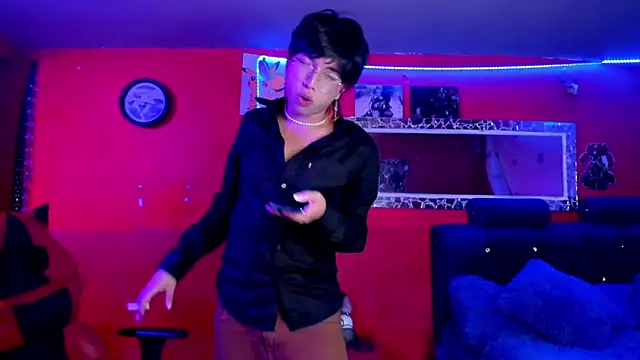 Snapshot of AnggelONfiree chatting on 03-05-25, 10:33 AnggelONfiree online show from 03-05-25, 10:33