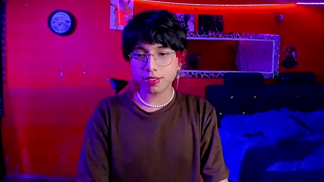 Snapshot of AnggelONfiree chatting on 03-07-25, 12:48 AnggelONfiree online show from 03-07-25, 12:48