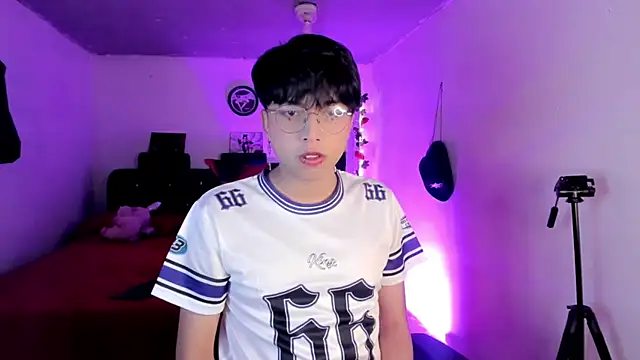 Snapshot of AnggelONfiree chatting on 01-17-26, 05:56 AnggelONfiree online show from 01-17-26, 05:56