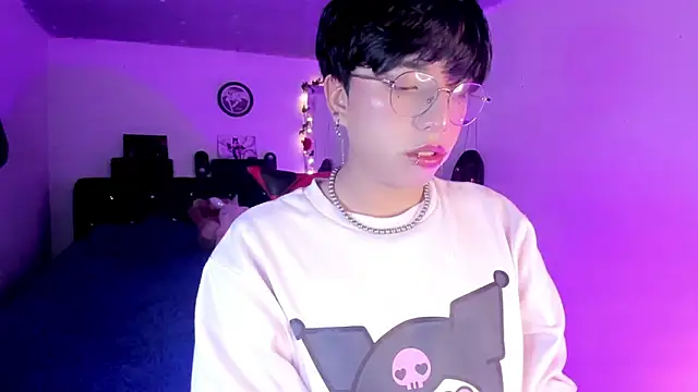 Snapshot of AnggelONfiree chatting on 02-12-26, 06:30 AnggelONfiree online show from 02-12-26, 06:30