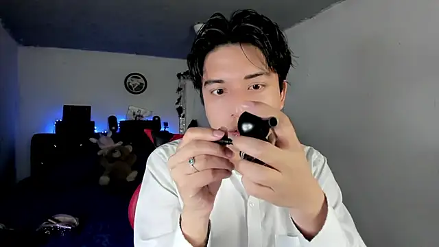 Snapshot of AnggelONfiree chatting on 03-26-26, 11:10 AnggelONfiree online show from 03-26-26, 11:10