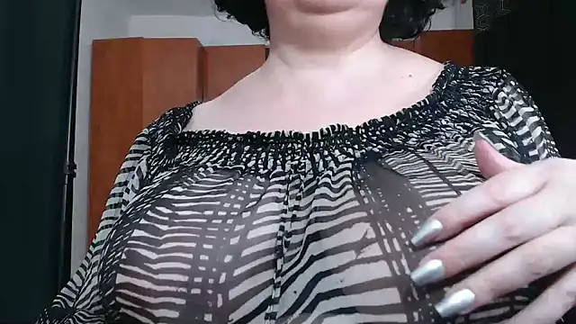  MissJ  online show from 01-09-25, 11:47