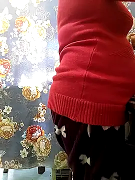 Snapshot of NepaliHotty chatting on 12-14-24, 05:29 NepaliHotty online show from 12-14-24, 05:29