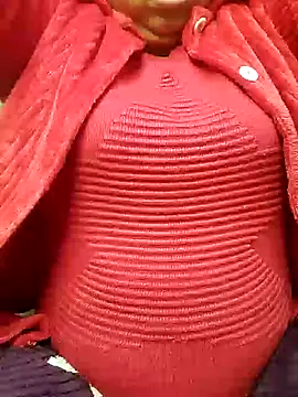 Snapshot of NepaliHotty chatting on 12-15-24, 01:35 NepaliHotty online show from 12-15-24, 01:35