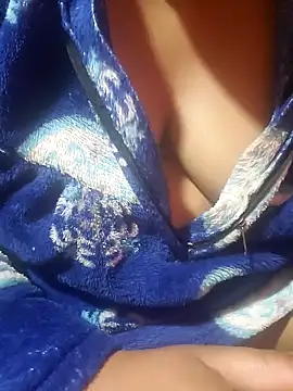 Snapshot of NepaliHotty chatting on 12-15-24, 11:31 NepaliHotty online show from 12-15-24, 11:31