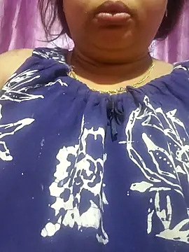 Snapshot of NepaliHotty chatting on 03-14-25, 01:05 NepaliHotty online show from 03-14-25, 01:05