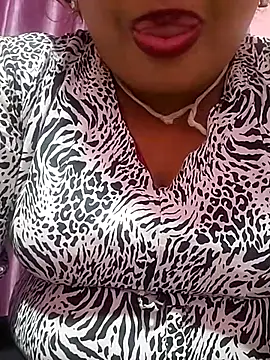 Snapshot of NepaliHotty chatting on 10-23-25, 12:04 NepaliHotty online show from 10-23-25, 12:04