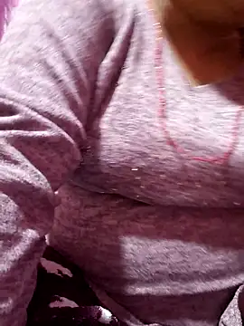 Snapshot of NepaliHotty chatting on 10-28-25, 08:29 NepaliHotty online show from 10-28-25, 08:29