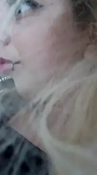 Snapshot of madelaine- chatting on 12-09-24, 08:44 madelaine- online show from 12-09-24, 08:44