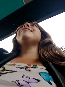 Snapshot of madelaine- chatting on 12-17-24, 07:59 madelaine- online show from 12-17-24, 07:59