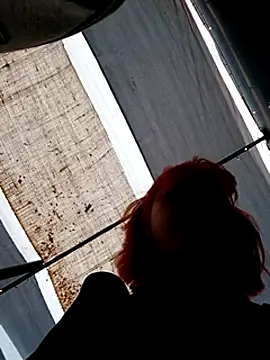 Snapshot of madelaine- chatting on 01-27-25, 10:27 madelaine- online show from 01-27-25, 10:27