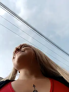 Snapshot of madelaine- chatting on 02-04-25, 08:49 madelaine- online show from 02-04-25, 08:49