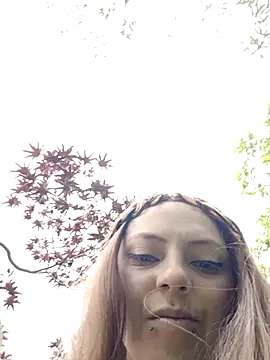 Snapshot of madelaine- chatting on 03-07-25, 06:33 madelaine- online show from 03-07-25, 06:33