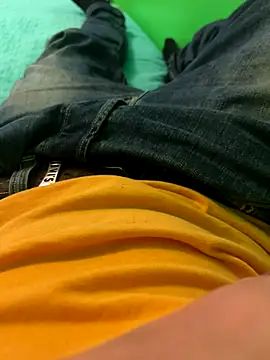 Snapshot of saxpassatempo chatting on 10-26-25, 12:33 saxpassatempo online show from 10-26-25, 12:33