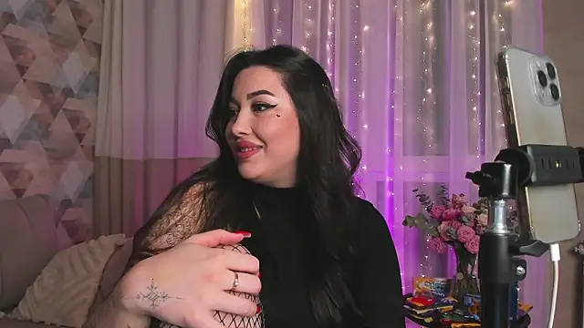 BettyBoom13 online show from 03-10-25, 07:40