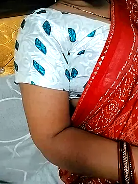 PayalSharmahot143 online show from 09-15-25, 03:01