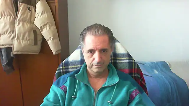 lliuk70mi online show from 04-06-26, 12:39