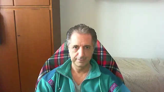 Snapshot of lliuk70mi chatting on 04-24-26, 03:25 lliuk70mi online show from 04-24-26, 03:25