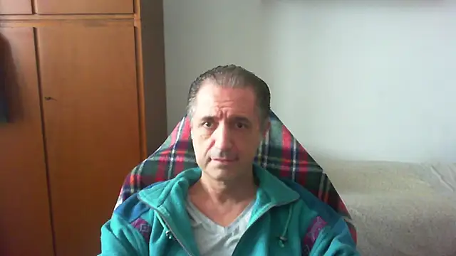 Snapshot of lliuk70mi chatting on 04-28-26, 02:55 lliuk70mi online show from 04-28-26, 02:55