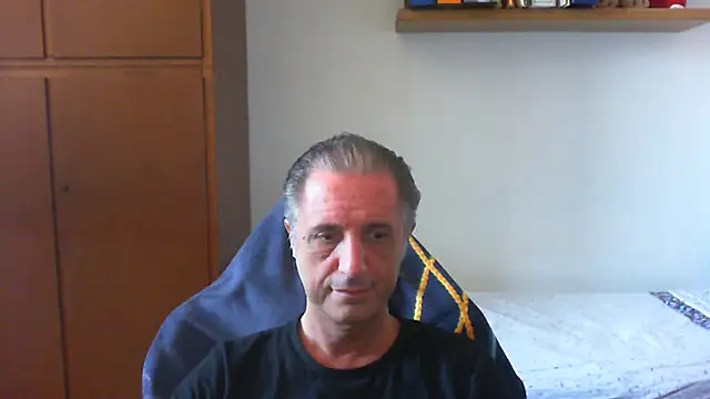Snapshot of lliuk70mi chatting on 06-13-26, 02:15 lliuk70mi online show from 06-13-26, 02:15