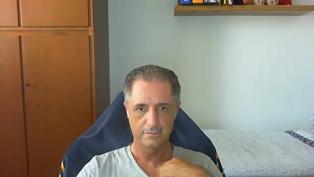 Snapshot of lliuk70mi chatting on 06-28-26, 11:16 lliuk70mi online show from 06-28-26, 11:16