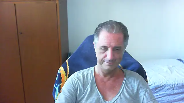 Snapshot of lliuk70mi chatting on 07-02-26, 12:55 lliuk70mi online show from 07-02-26, 12:55