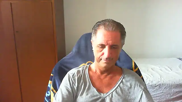 Snapshot of lliuk70mi chatting on 07-06-26, 12:24 lliuk70mi online show from 07-06-26, 12:24