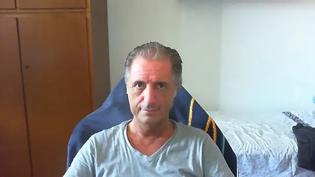 Snapshot of lliuk70mi chatting on 07-24-26, 01:20 lliuk70mi online show from 07-24-26, 01:20