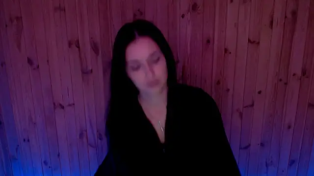 Snapshot of AlisaLink chatting on 09-19-25, 05:35 AlisaLink online show from 09-19-25, 05:35