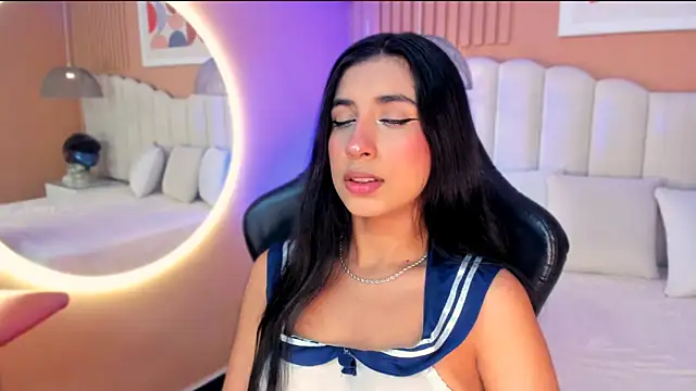 zia cooper online show from 10-10-25, 07:13