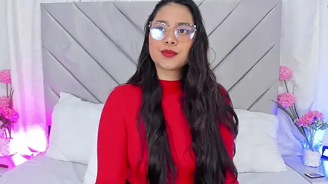 Snapshot of AnnaQueen_ chatting on 12-24-24, 01:50 AnnaQueen online show from 12-24-24, 01:50