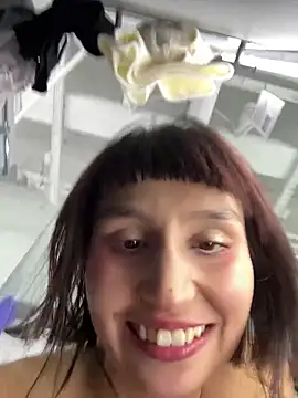 Snapshot of bigbabykiki chatting on 12-11-24, 09:19 bigbabykiki online show from 12-11-24, 09:19